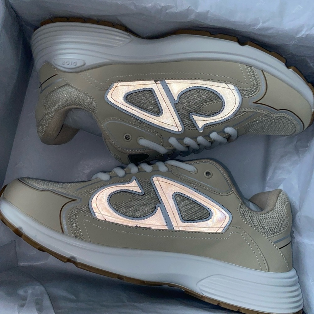 Dior B30 (cream)
